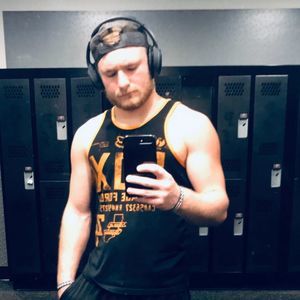 Meet your Posher, Corey